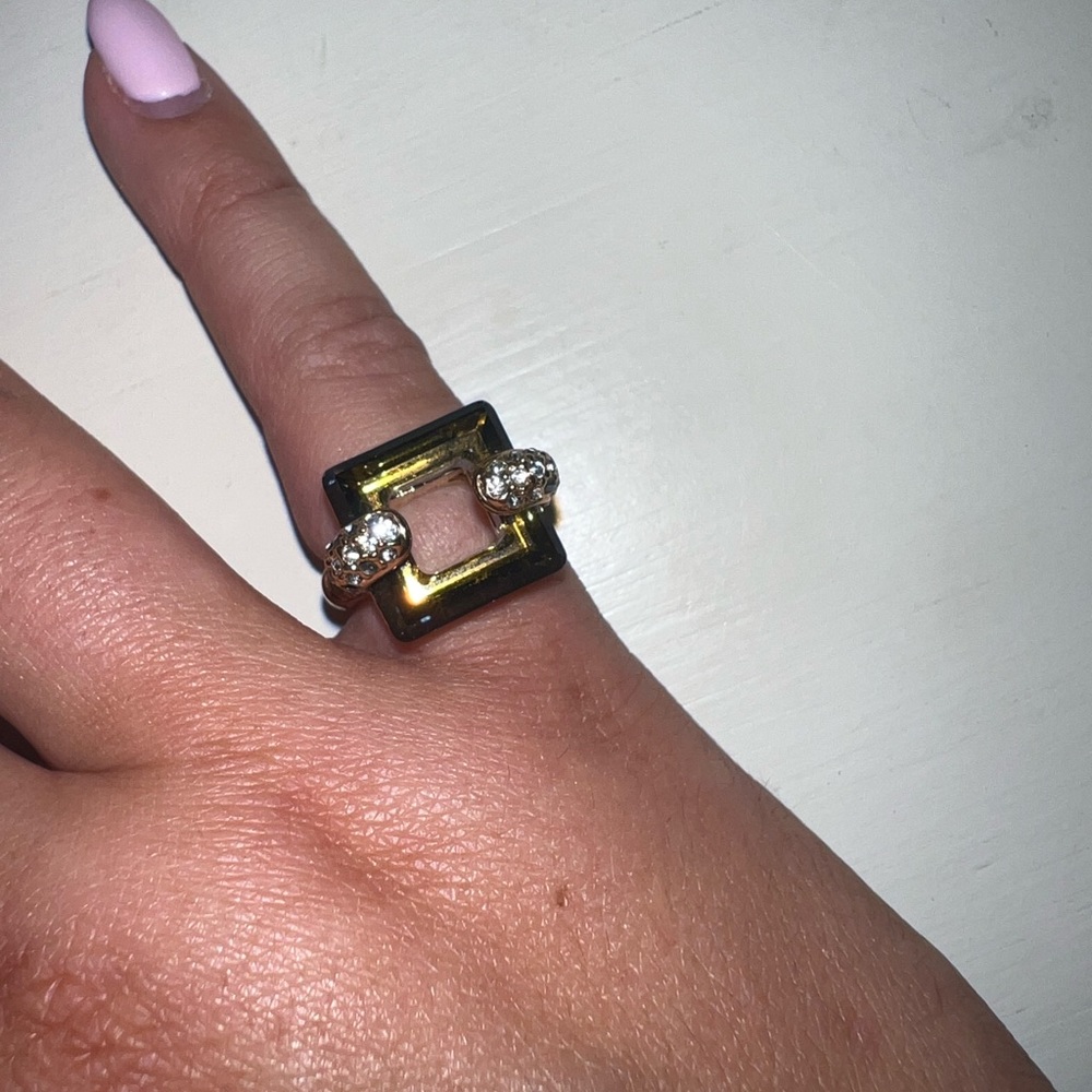 GREEN COCKTAIL RING